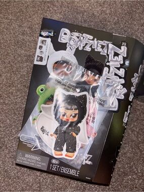 Bratziez bling jade